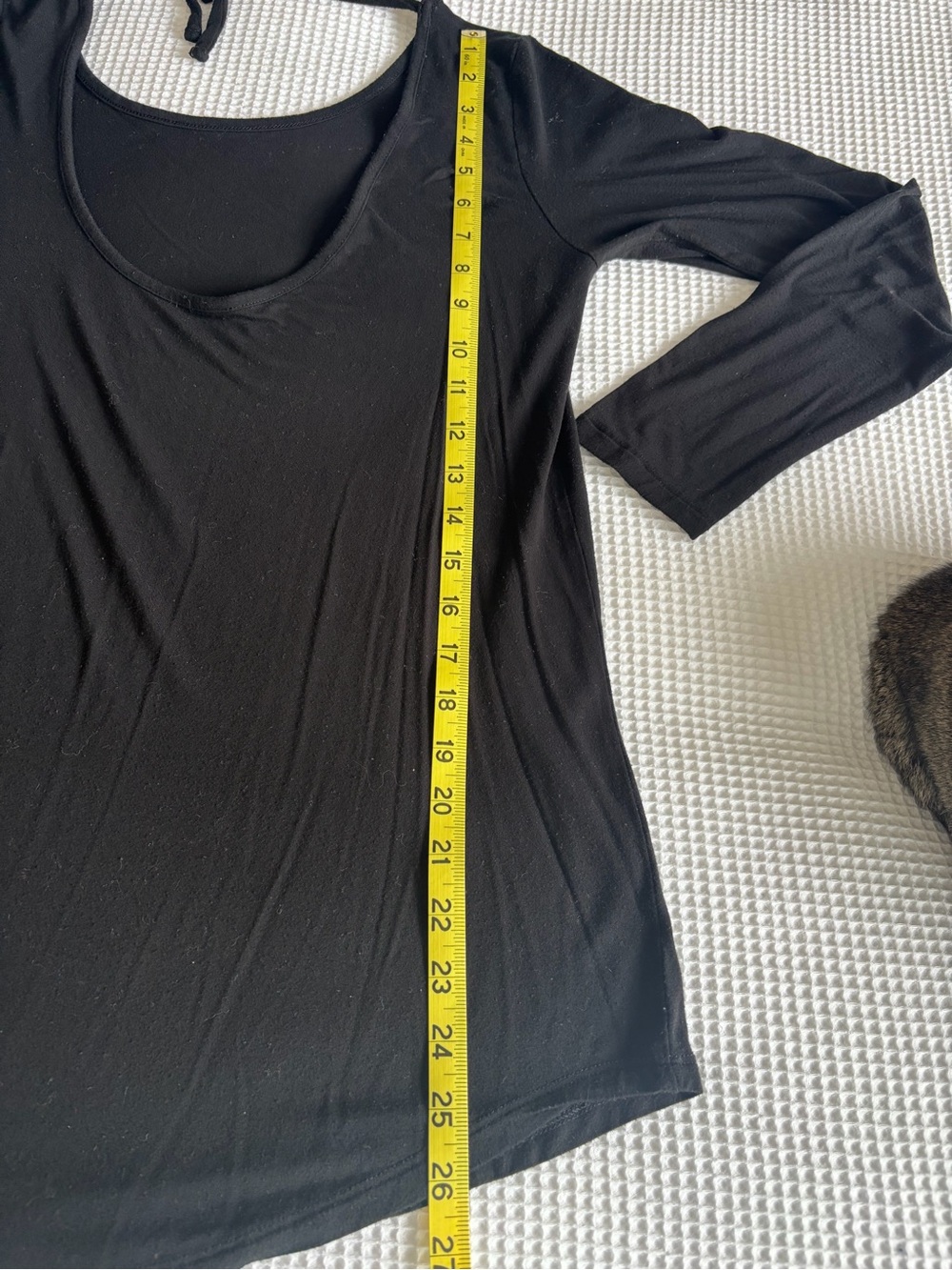 Black Scoop Neck Women's Top - Classic Long Sleeve
